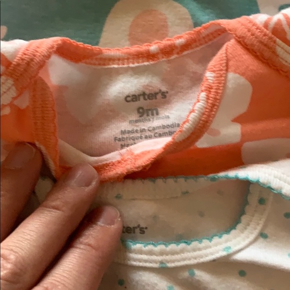 Bundle of 9 month onesies - Picture 3 of 6